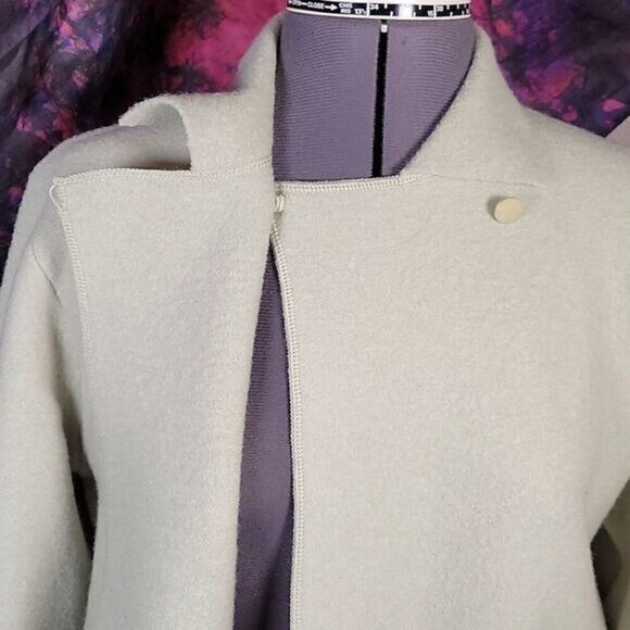 Eileen Fisher Asymmetrical Wool Jacket Sz XS - Picture 6 of 11